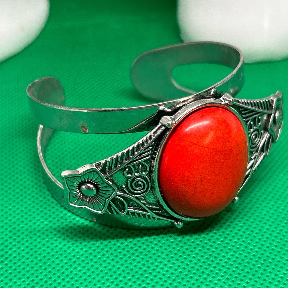 Silver Floral Bracelet with Red Stone